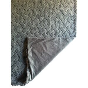 KOOLABURRA BY UGG THROW BLANKET SOFT FAUX FUR FLEECE GRAY 50 X 70 REVERSIBLE EUC